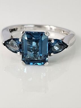Natural London Blue Topaz Ring Sterling Silver Size 7